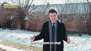 Mergeam la colindat.